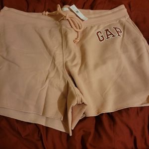 Gap shorts